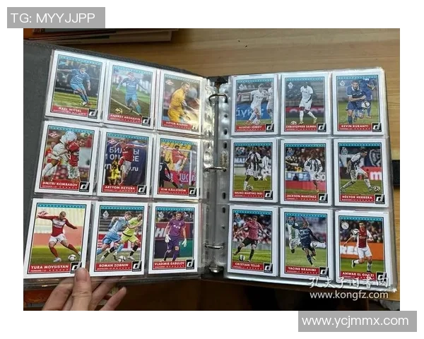 球星卡与足球玉璧的完美融合 探索收藏与文化价值的新高峰 球星卡与足球玉璧的完美融合 探索收藏与文化价值的新高峰